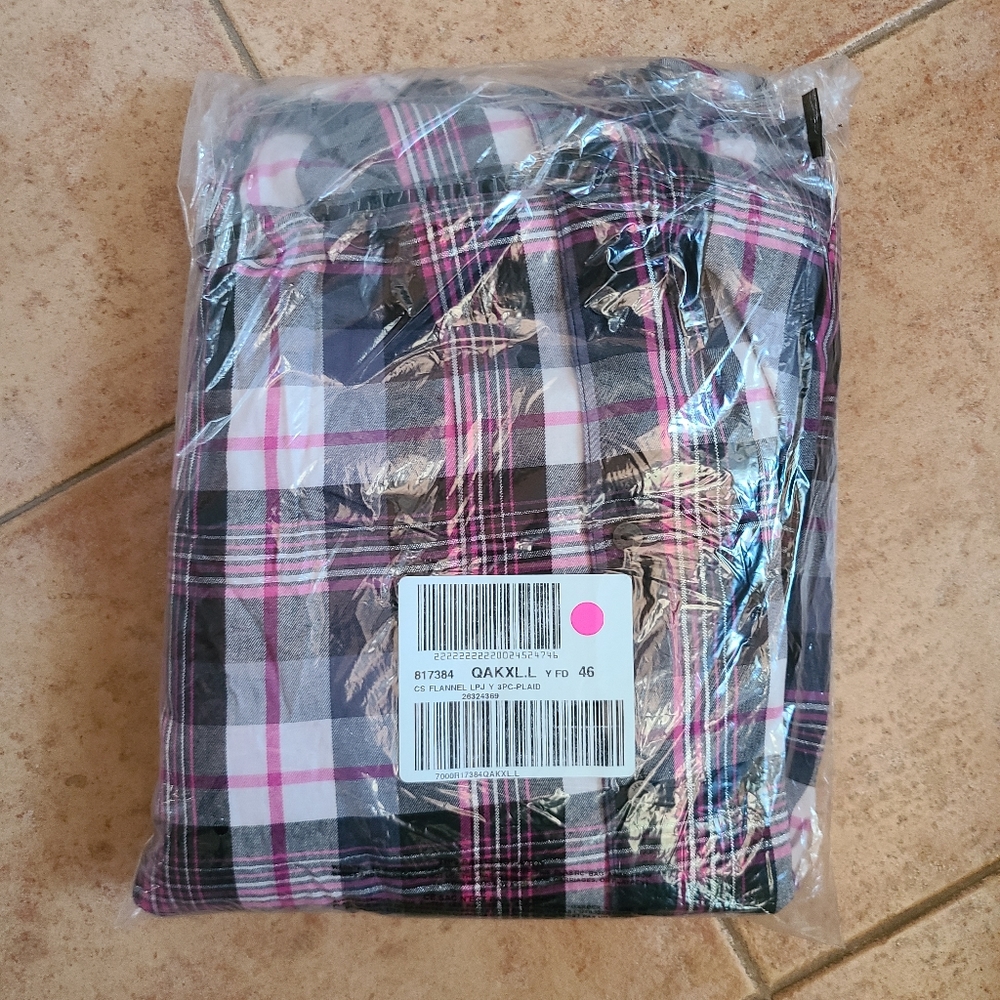 👀50% OFF👀 💕NWT‼️ Victoria's Secret brand Plaid Flannel Long PJ Set - Picture 9 of 10